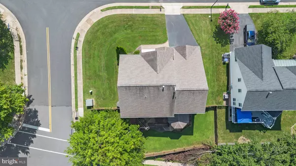 6514 WHEAT MILL WAY, Centreville, VA 20121