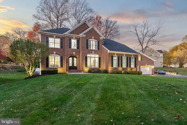 12882 CROUCH DR, Fairfax, VA 22030