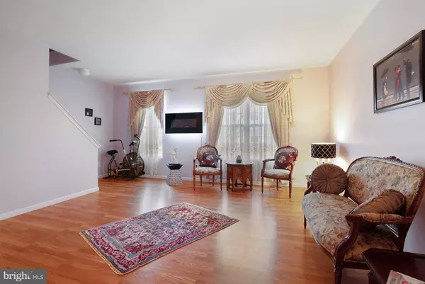 7885 AZALEA COVE TER, Alexandria, VA 22315