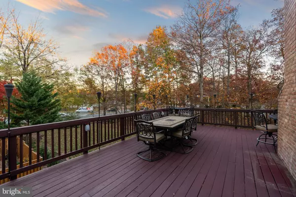 14500 SMITHWOOD DR, Centreville, VA 20120