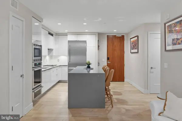 45 SUTTON SQ SW #403, Washington, DC 20024