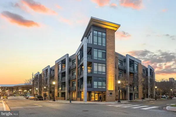 525 WATER ST SW #403, Washington, DC 20024