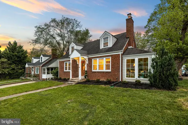 7241 LEE HWY, Falls Church, VA 22046