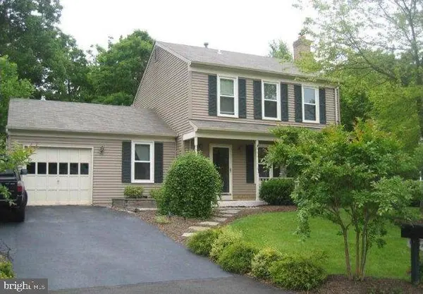 5405 HAMPTON FOREST WAY, Fairfax, VA 22030