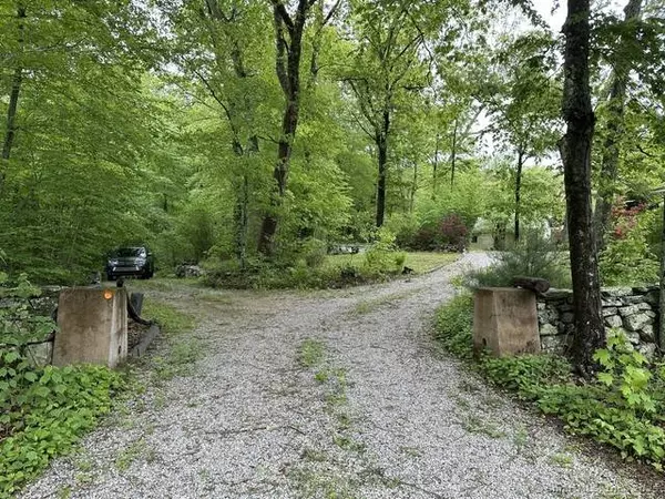 368 North Stonington RD, Stonington, CT 06378