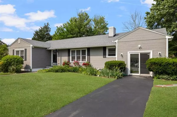 6 Humes AVE, Warwick, RI 02889