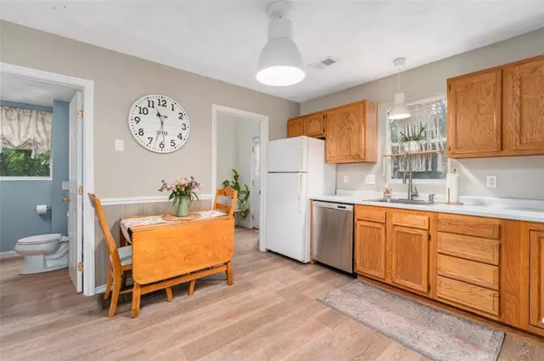 114 Pontiac ST, Warwick, RI 02886