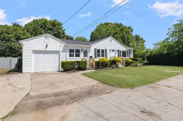 20 Koster ST, Cranston, RI 02910