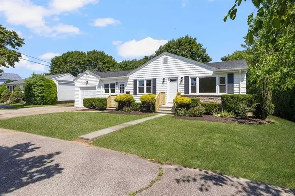 20 Koster ST, Cranston, RI 02910