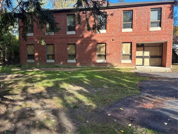 875 Centerville RD #15, Warwick, RI 02886