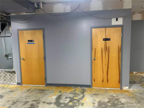 875 Centerville RD #15, Warwick, RI 02886