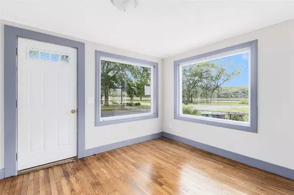 211 Wood ST, Warwick, RI 02889