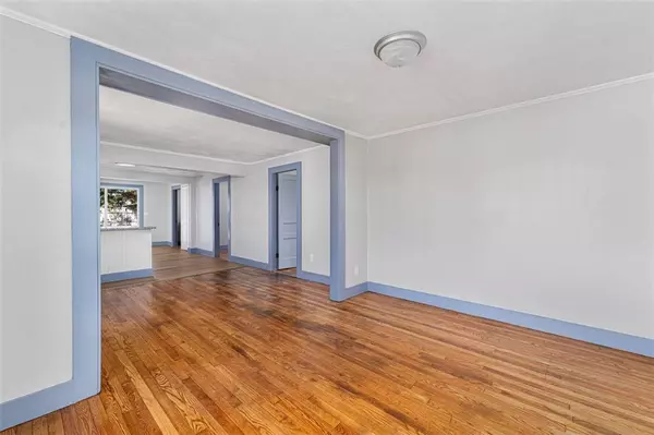 211 Wood ST, Warwick, RI 02889