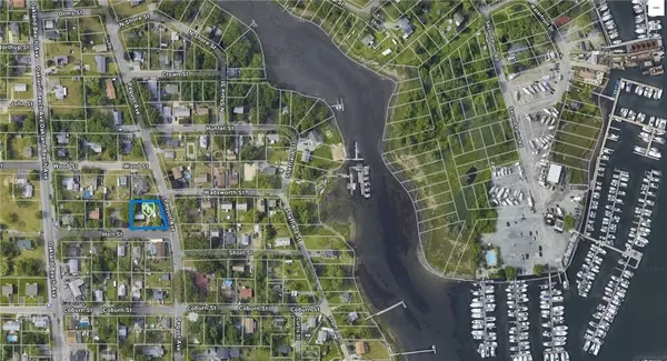 79 Pinehurst AVE, Warwick, RI 02889