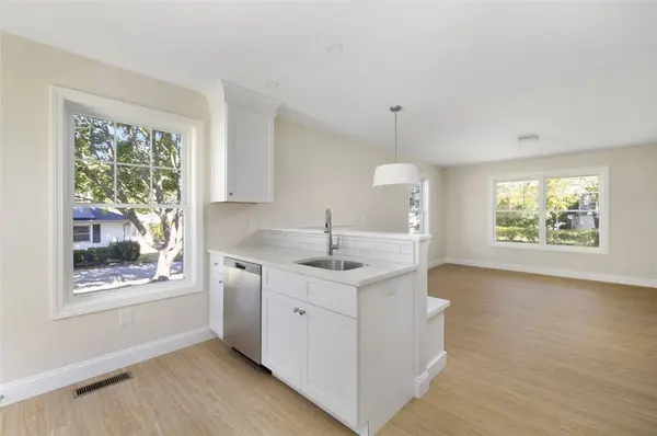 79 Pinehurst AVE, Warwick, RI 02889