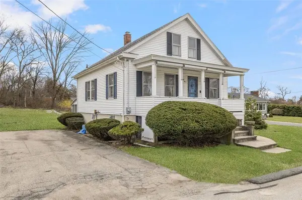 93 Harding ST, West Warwick, RI 02893