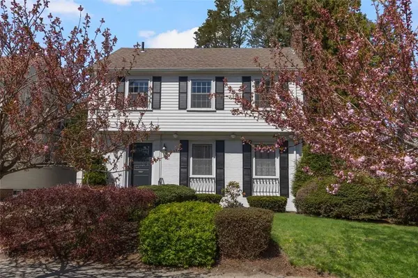685 Pontiac AVE, Cranston, RI 02910