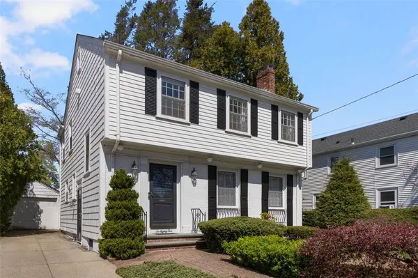 685 Pontiac AVE, Cranston, RI 02910