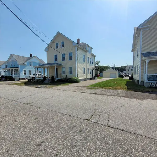 78 Blackburn ST, Warwick, RI 02886