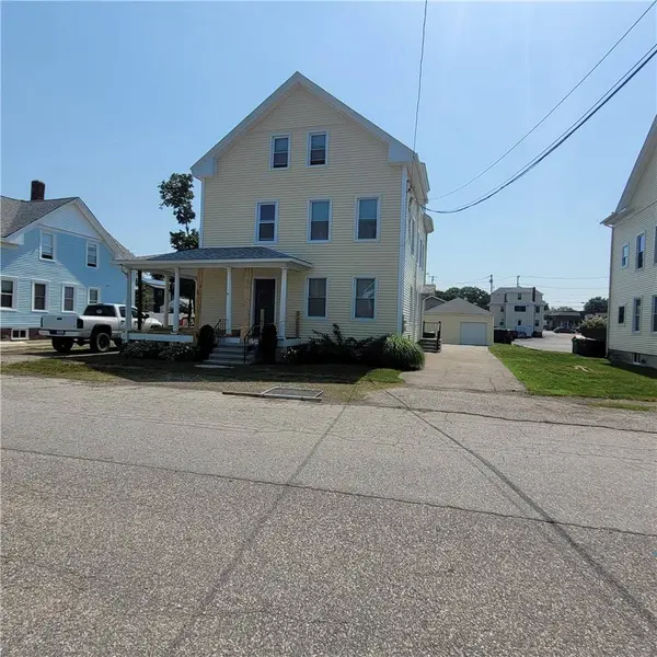 78 Blackburn ST, Warwick, RI 02886