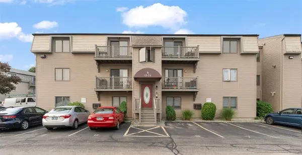 13 Village CT #13