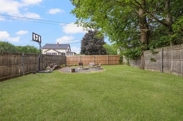 120 Tampa ST, West Warwick, RI 02893