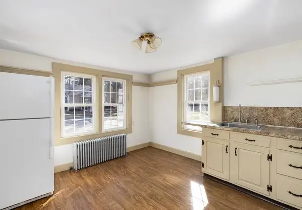 1896 Middle RD, East Greenwich, RI 02818