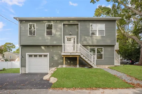 8 North Shore ST