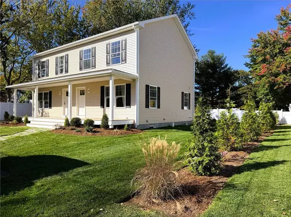 23 Wood ST, Warwick, RI 02889