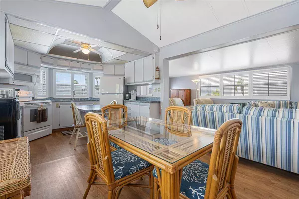 5294 Compass Cove PL, Hutchinson Island, FL 34949