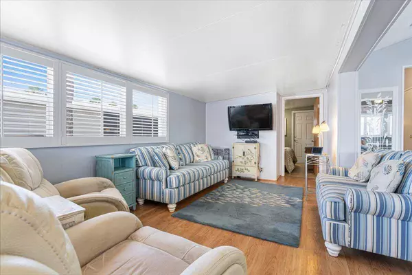 5294 Compass Cove PL, Hutchinson Island, FL 34949