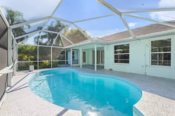 4302 SW Appleseed RD, Port Saint Lucie, FL 34953