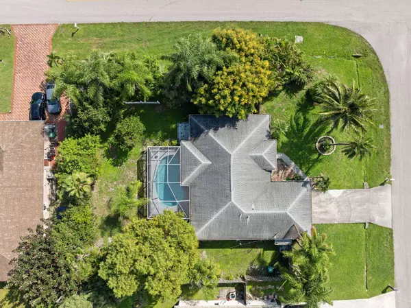 4302 SW Appleseed RD, Port Saint Lucie, FL 34953