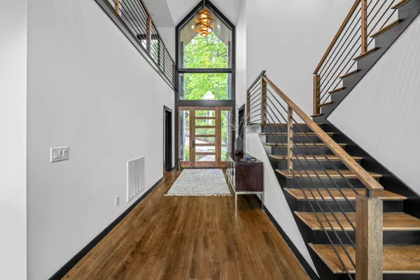 108 Laurel LN, Sunset, SC 29685