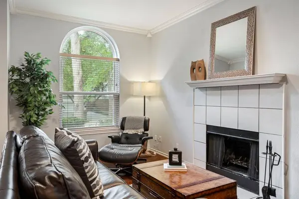 1219 Haines Avenue, Dallas, TX 75208