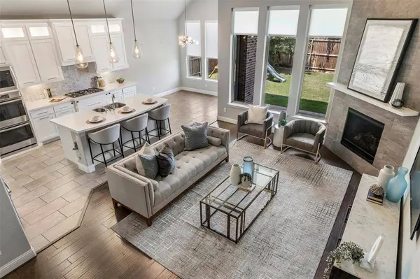 17643 Pinyon Lane, Dallas, TX 75252