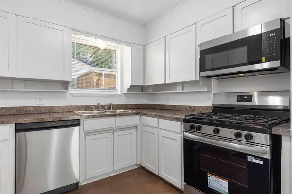 2020 Fordham Lane, Denton, TX 76201