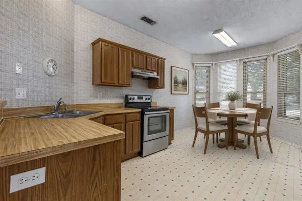 427 Wheatridge Street, Mesquite, TX 75150