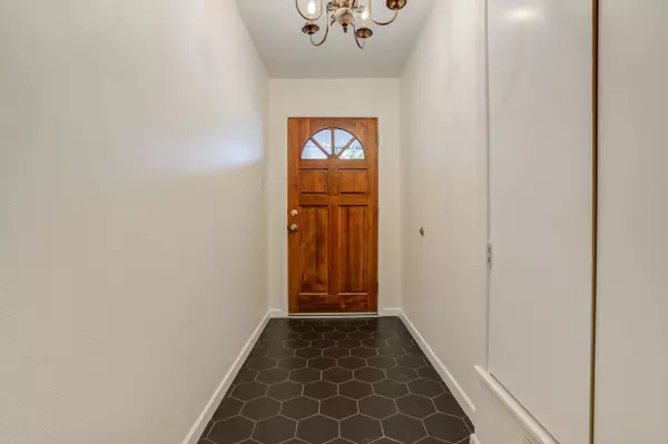 5403 8th Street, Lubbock, TX 79416