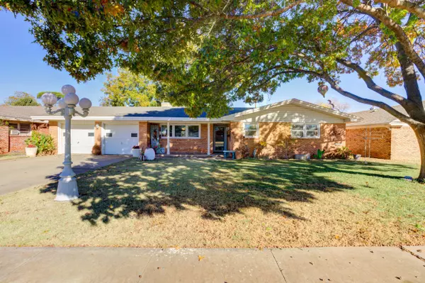 2120 53rd St, Lubbock, TX 79412