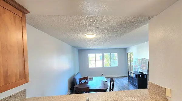 1629 Cherry #202, Long Beach, CA 90813