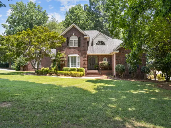 150 Pinnacle Shores DR, Mooresville, NC 28117