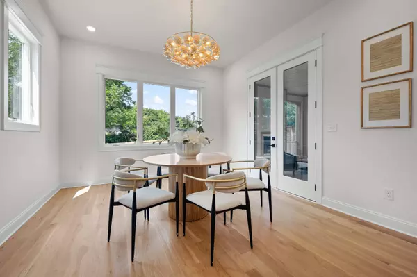 521 31st Ave #N, Nashville, TN 37209