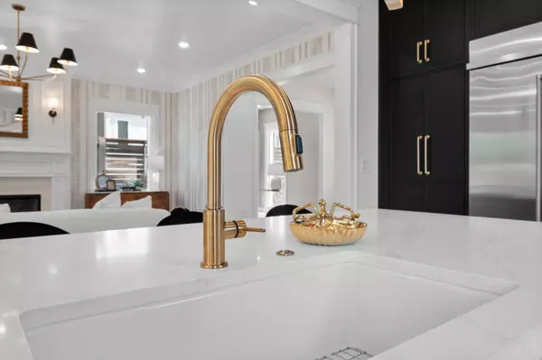 521 31st Ave #N, Nashville, TN 37209