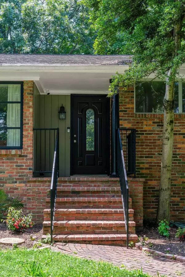 605 Burgundy Dr, Madison, TN 37115