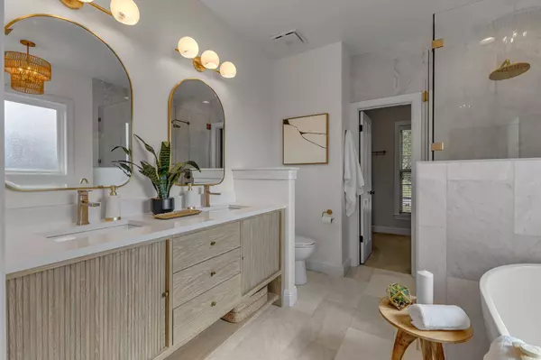 1346 Sweetwater Dr, Brentwood, TN 37027