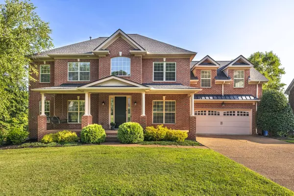 1346 Sweetwater Dr, Brentwood, TN 37027