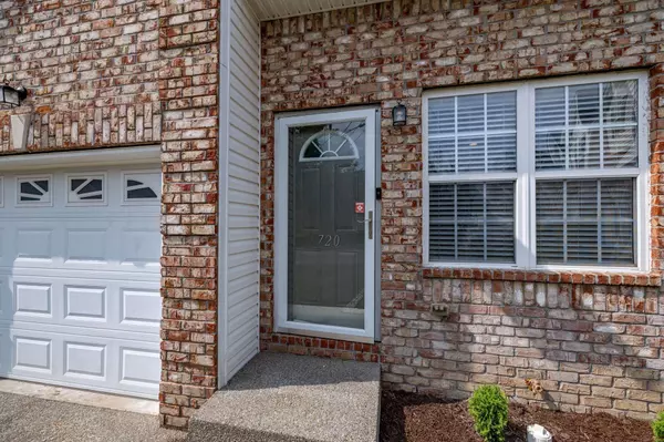 720 Spence Enclave Ln, Nashville, TN 37210