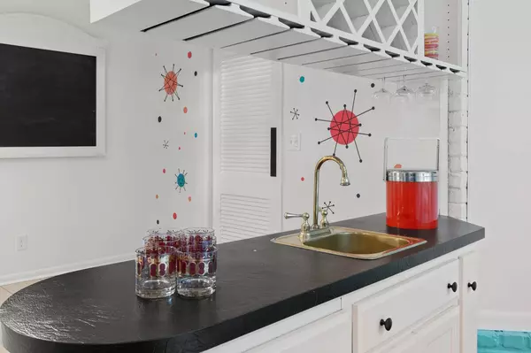 1206 Saunders Ave, Madison, TN 37115