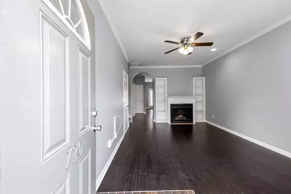 720 Spence Enclave Ln, Nashville, TN 37210